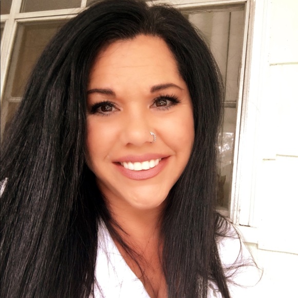 MEET THE POSHER - Picture 1 of 3